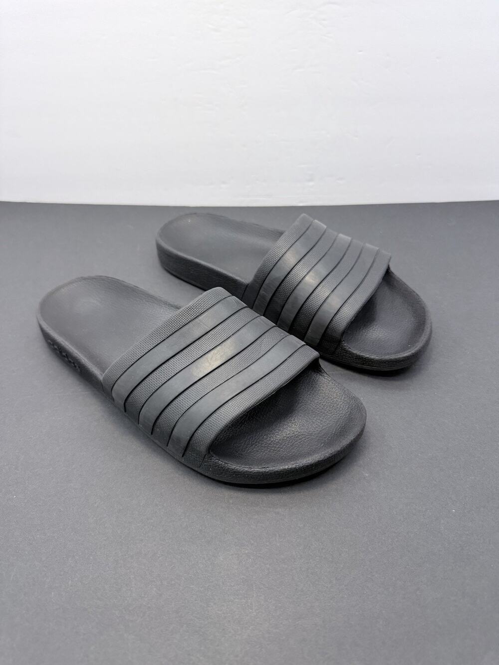 Adidas Adilette Aqua Slip On Sandals Slides Men’s Size 9 Black